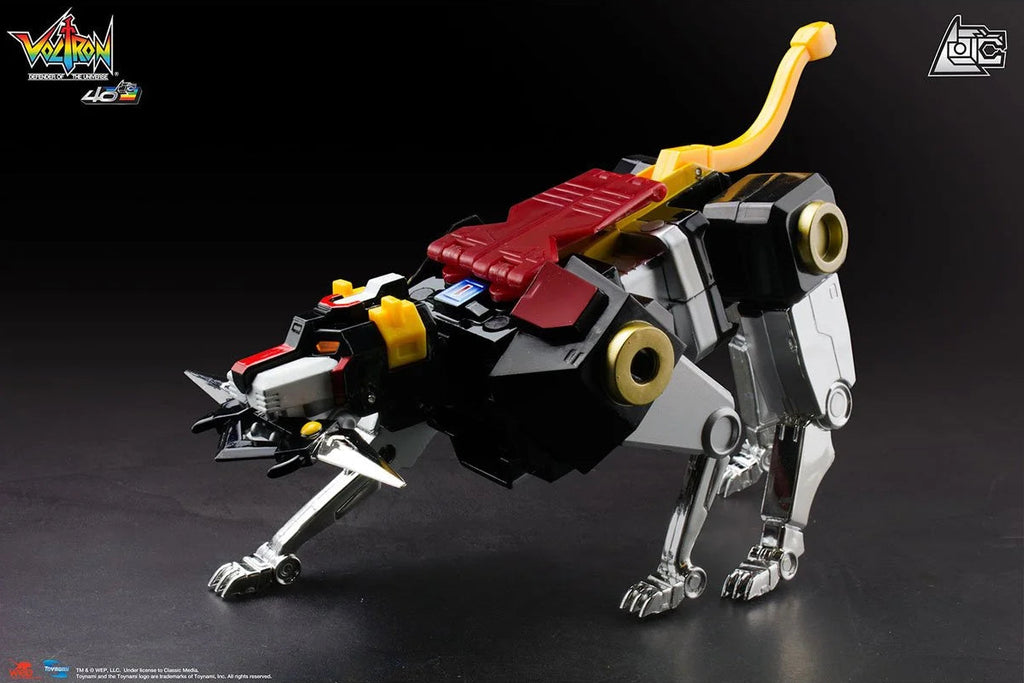 Voltron Defender of the Universe 40th Anniversary Collector's Set